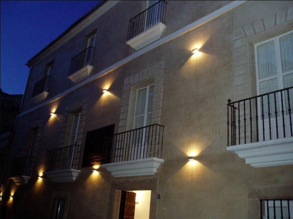 Hotel Albarragena Caces Exterior foto