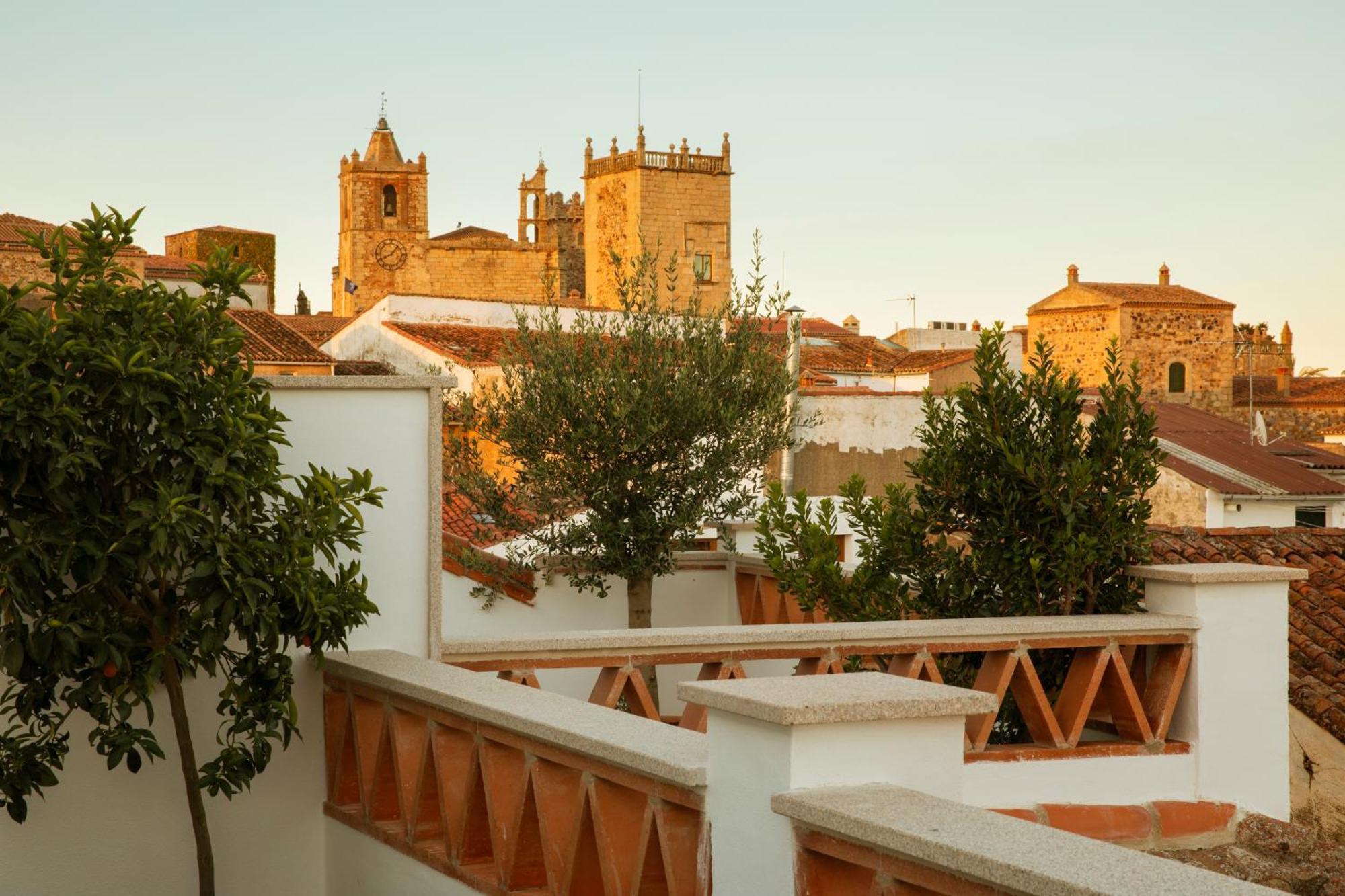 Hotel Albarragena Caces Exterior foto